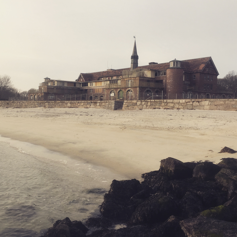 With the right filter it looks gloriously ominous